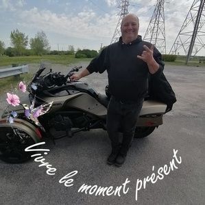 Meet your Posher, Denis